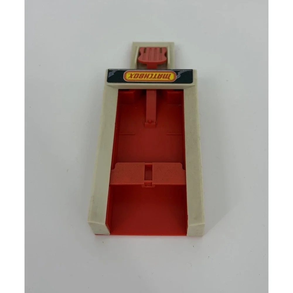 Vintage Matchbox Trick Shifters Base Launcher 1984 Tested Working 924201